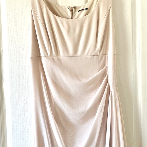 Special Occasion Dress - Picture 5 of 7